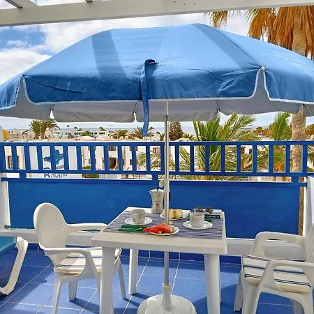 Aguazul - A Pie De Piscina Y Vistas Al Mar Daire Puerto del Carmen  Dış mekan fotoğraf