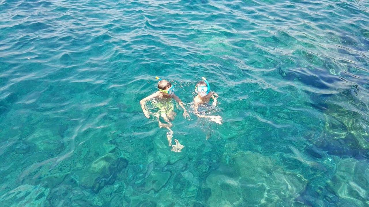 Aguazul - A Pie De Piscina Y Vistas Al Mar Daire Puerto del Carmen  Dış mekan fotoğraf