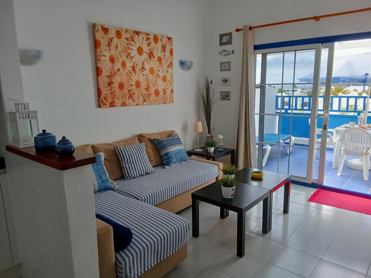 Aguazul - A Pie De Piscina Y Vistas Al Mar Daire Puerto del Carmen  Dış mekan fotoğraf